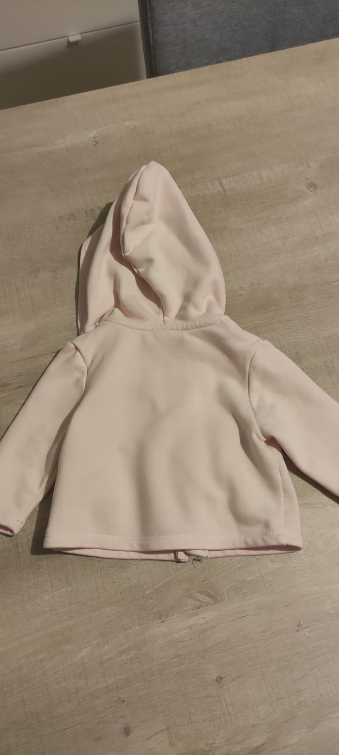 Veste à capuche 3 mois - photo numéro 4