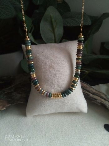 Collier en pierres naturelles d'agate Indienne