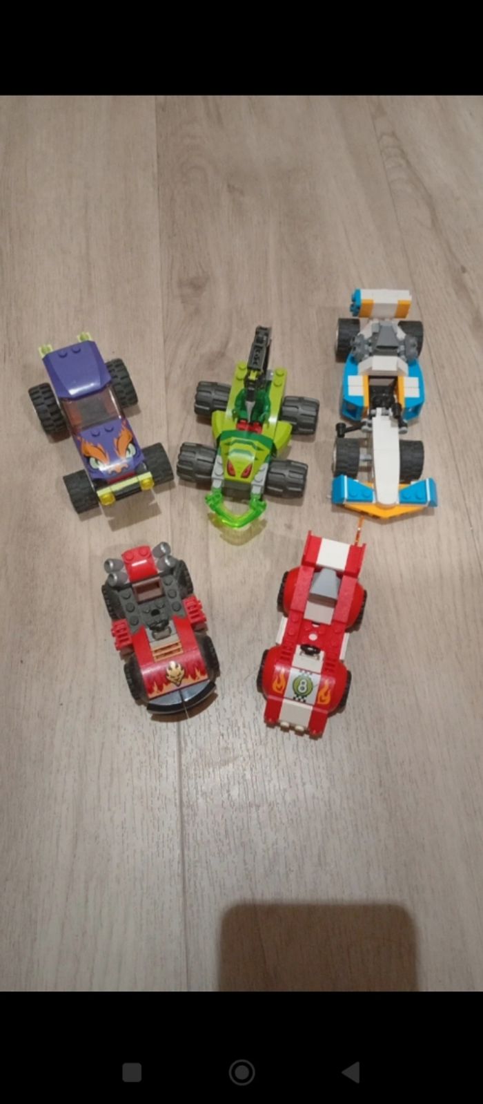 Lot de 8 véhicules lego