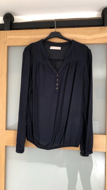 Blouse bleue marine