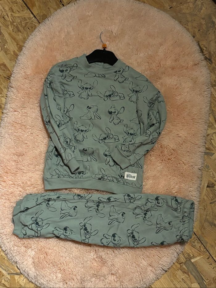 Ensemble Stitch neuf - photo numéro 2