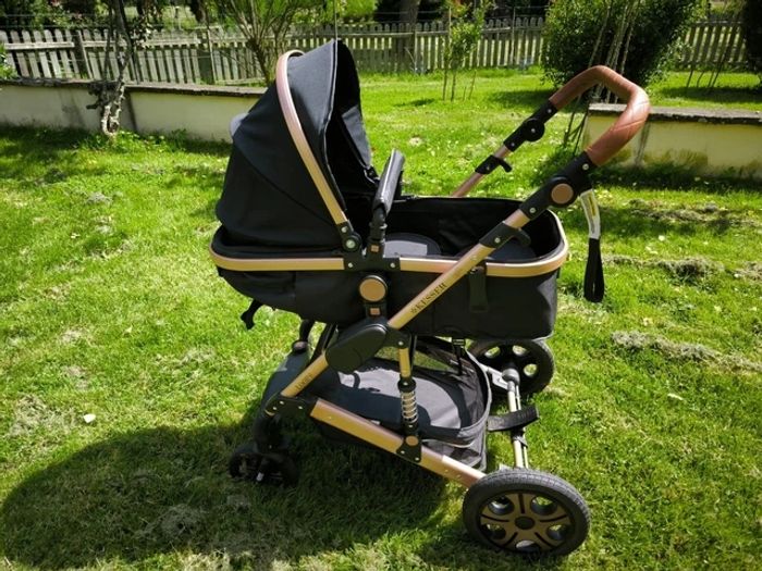 Poussette combinée 3 en 1 de marque KESSER® couleur noir et champagne