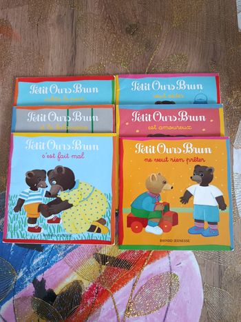 Petit livre Petit Ours Brun