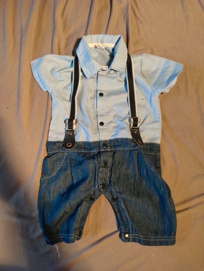 Combinaison chemise short avec bretelles 74 cm