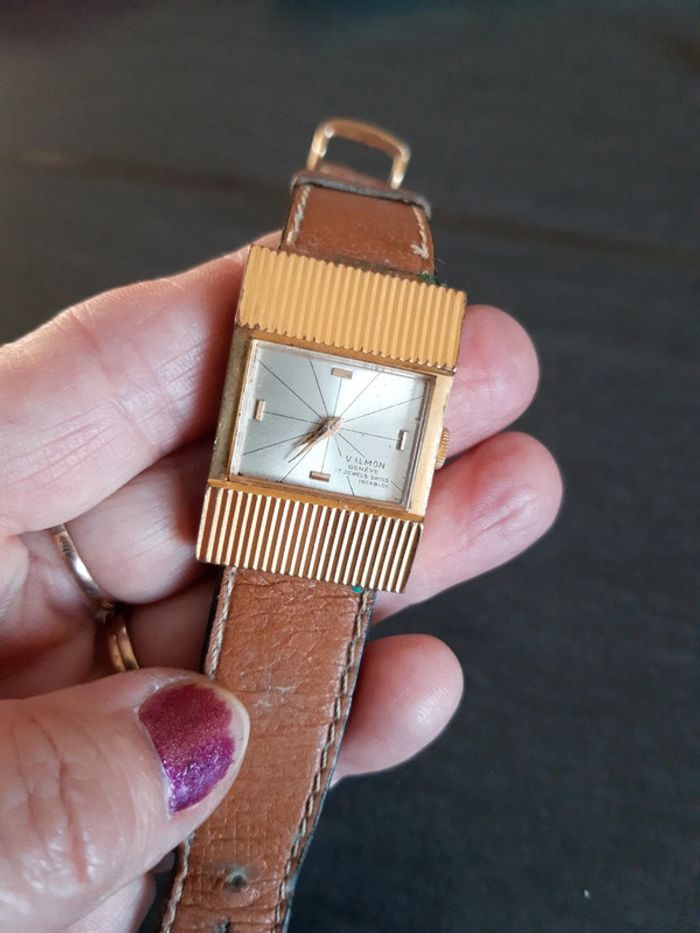 Montre femme plaque or - photo numéro 4