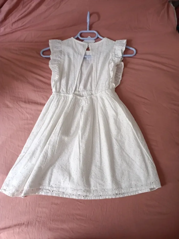 Robe neuve 8 ans - photo numéro 5