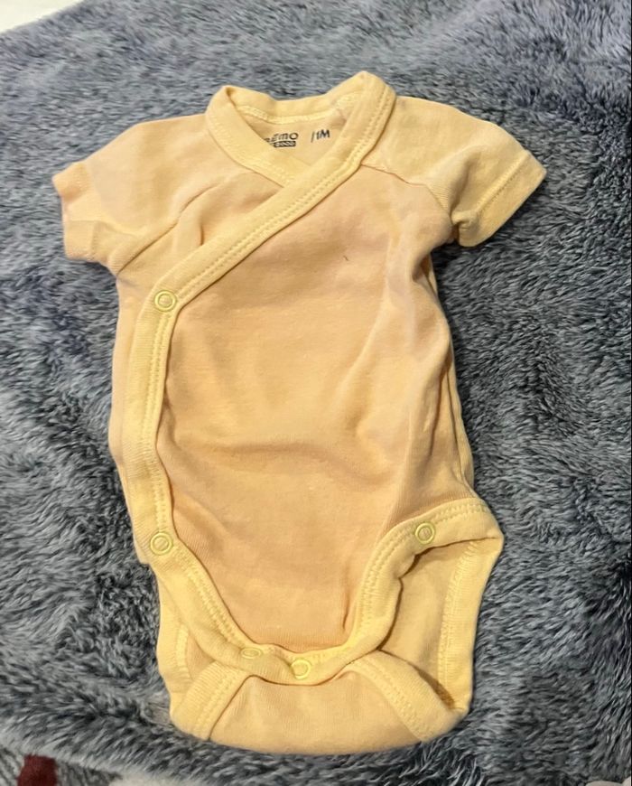 Lots de 3 bodies - photo numéro 2