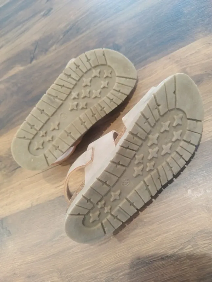 Sandale "Creeks" neuve taille 30 - photo numéro 5