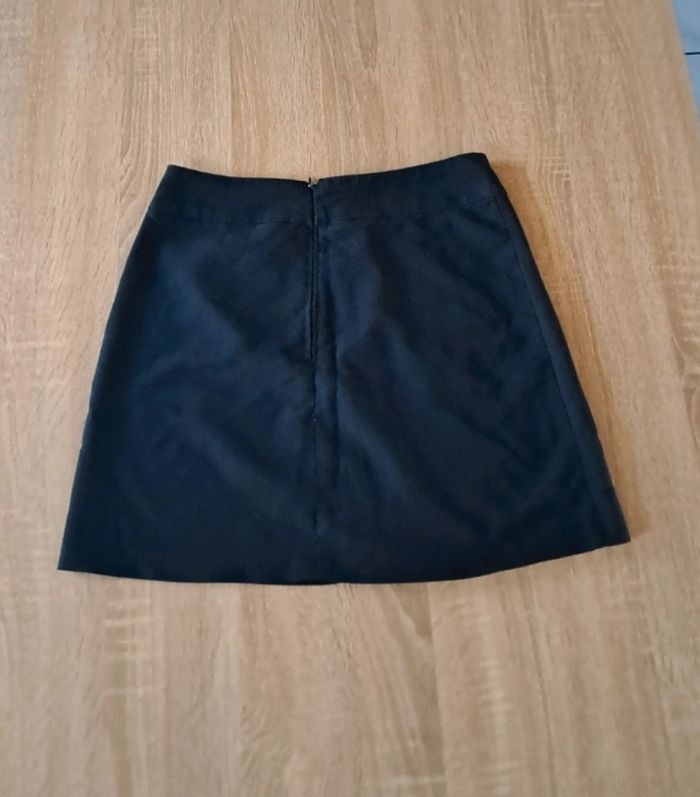 Jupe sans marque - photo numéro 3