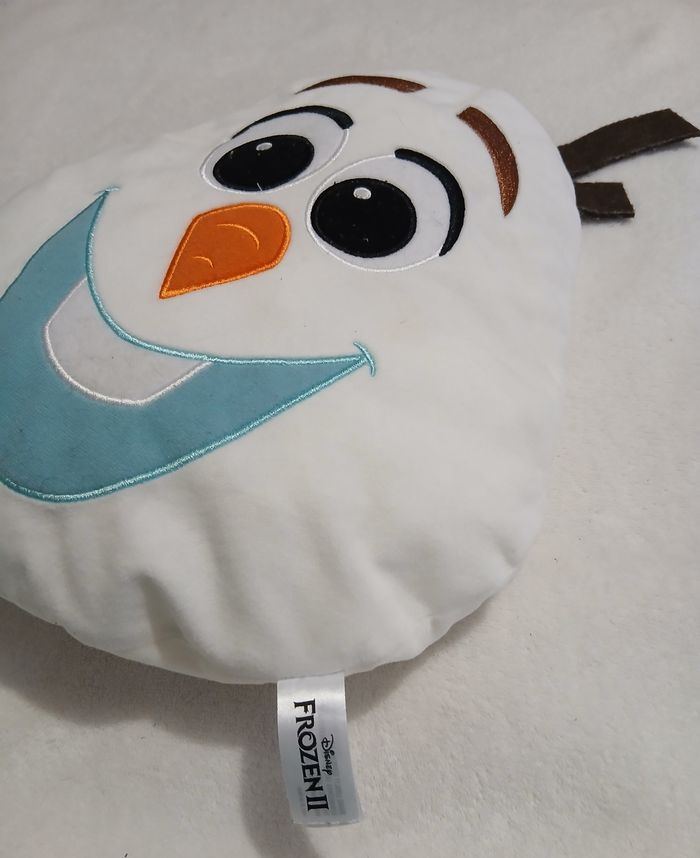 Peluche coussin Disney Olaf Frozen II - photo numéro 3