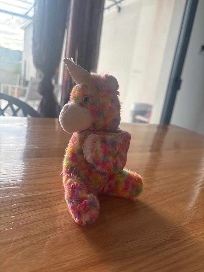 Peluche licorne