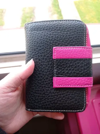 Portefeuille femme rose et noir
