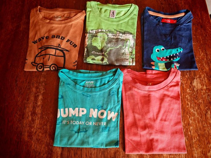 Lot de 5 t shirt été garçon - taille 6 ans