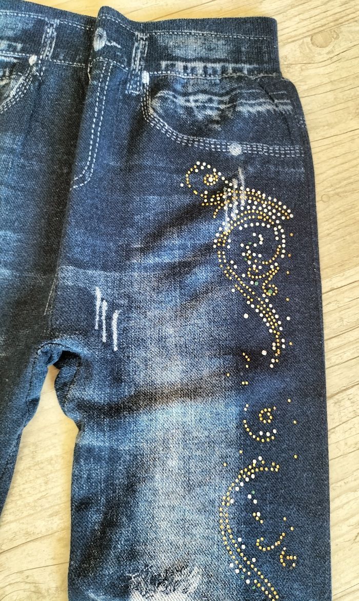 Legging style jean délavé et strass - photo numéro 2