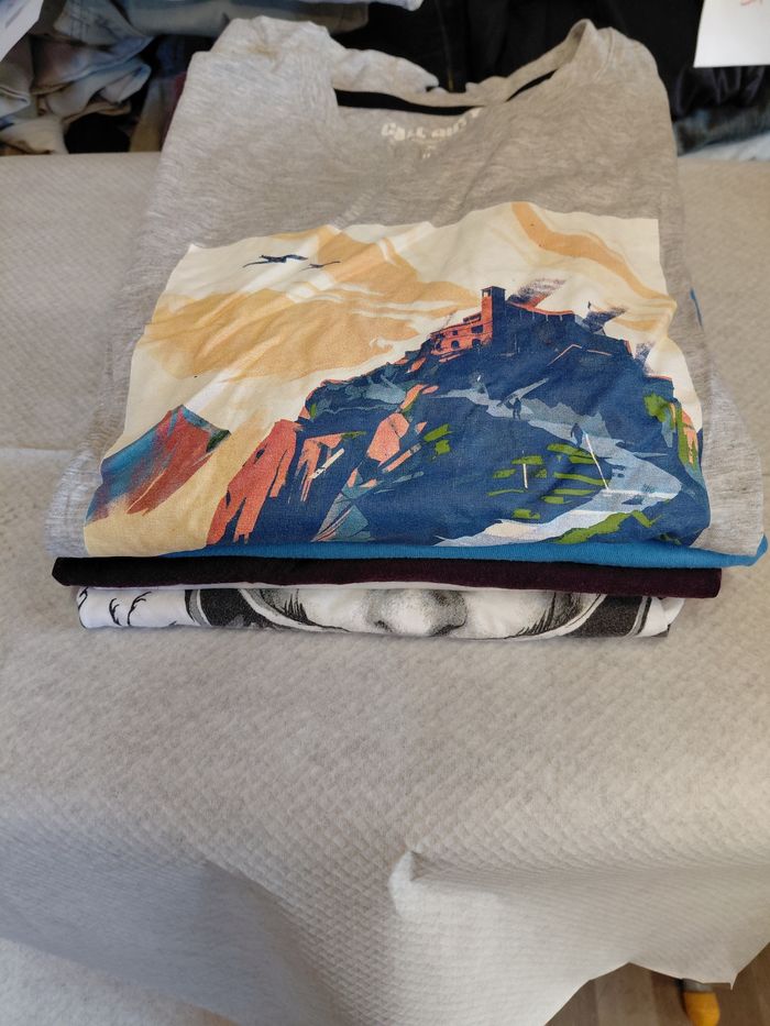 Lot 107:lot de 5 Tee-shirts L