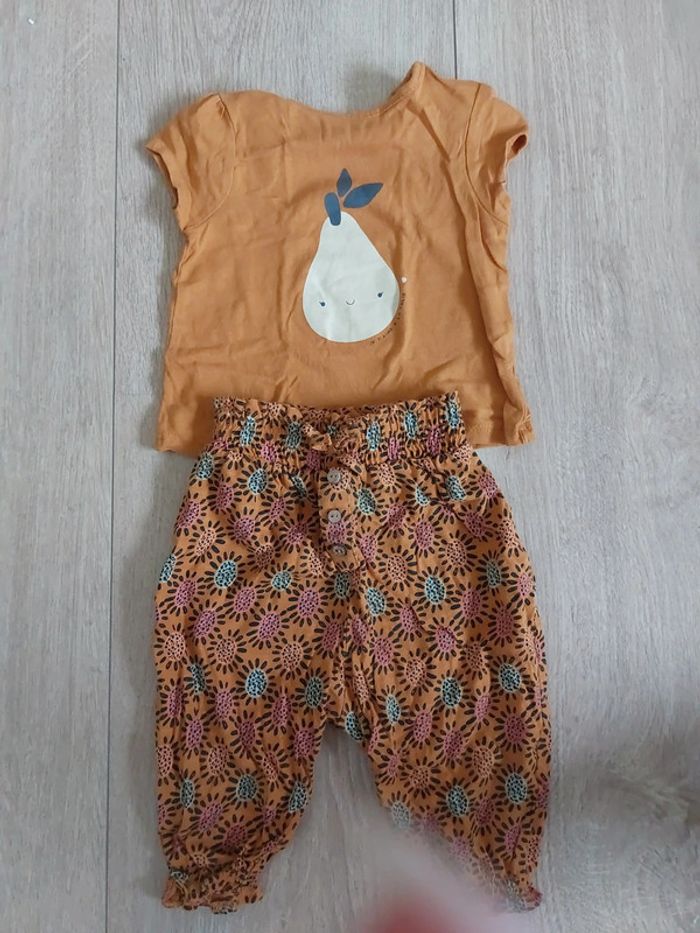 Ensemble teeshirt et pantalon 6 mois