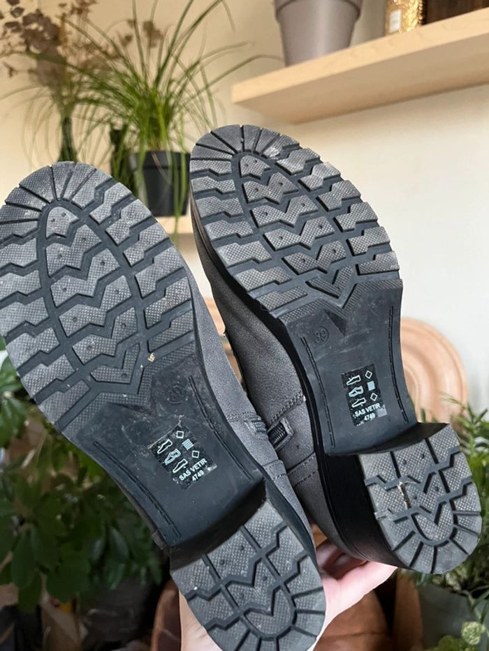 Bottines à talons chaude doublé à lacets - gris, blanc et noir - photo numéro 15