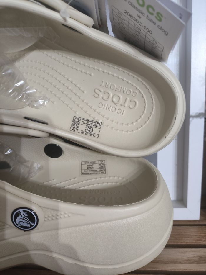 Crocs beige - photo numéro 4