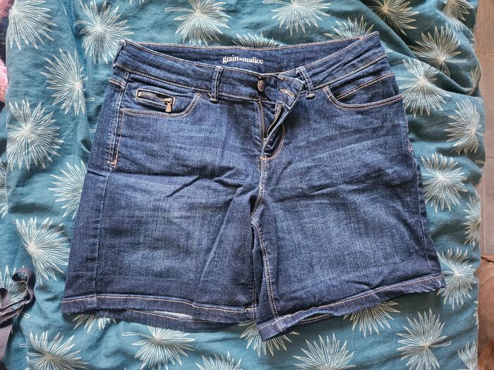 Short grain de malice
