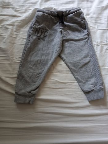 Jogging garçon gris  2 ans