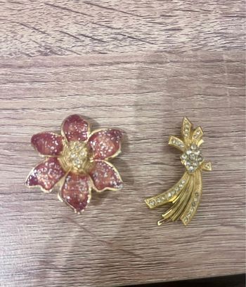 Lot broches vintages