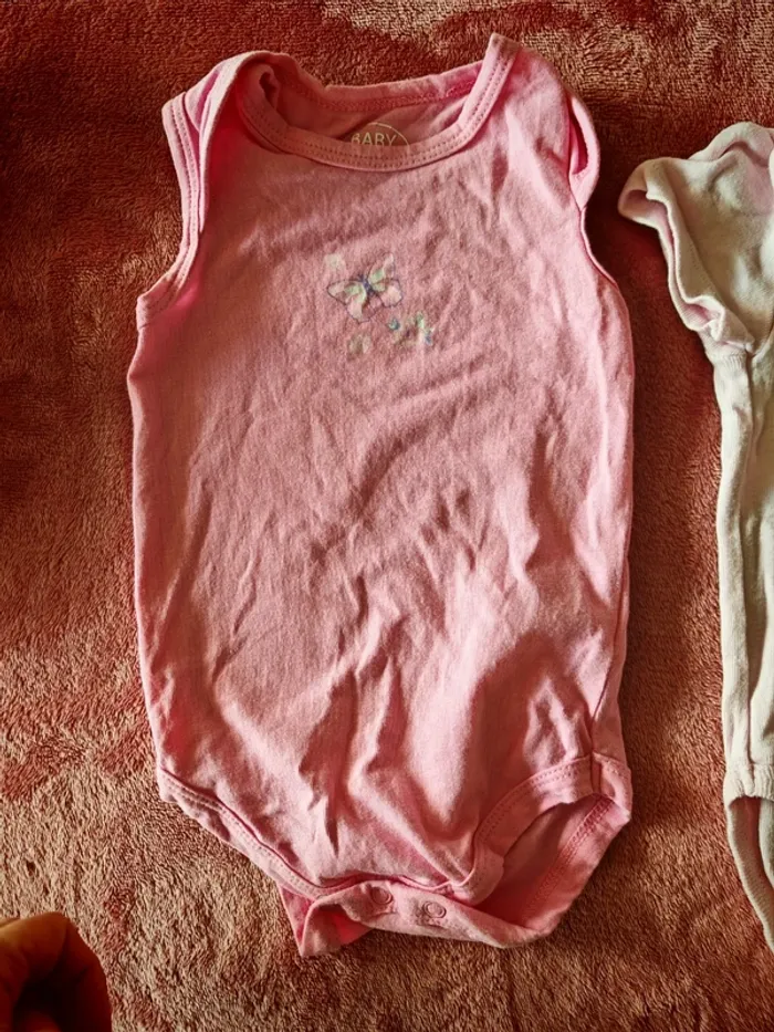 Lot body 6 mois manches courtes - photo numéro 2