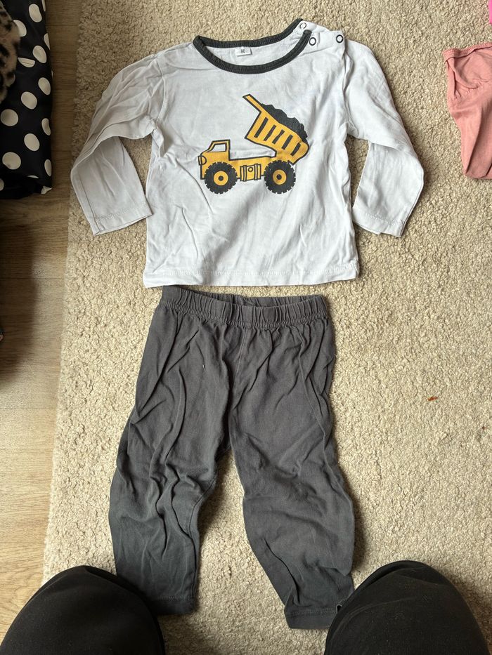 Lot de pyjama - photo numéro 2