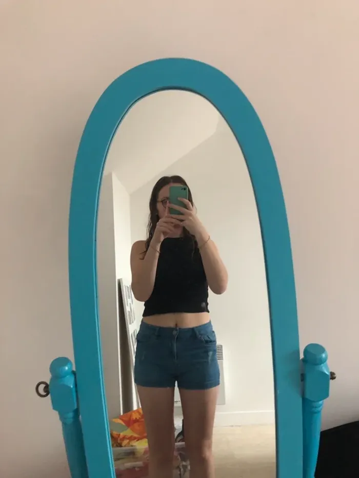 Short en jean bleu