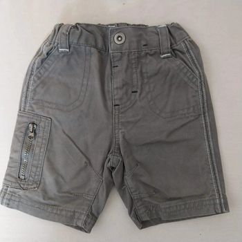 Pantacourt 6 mois TBE