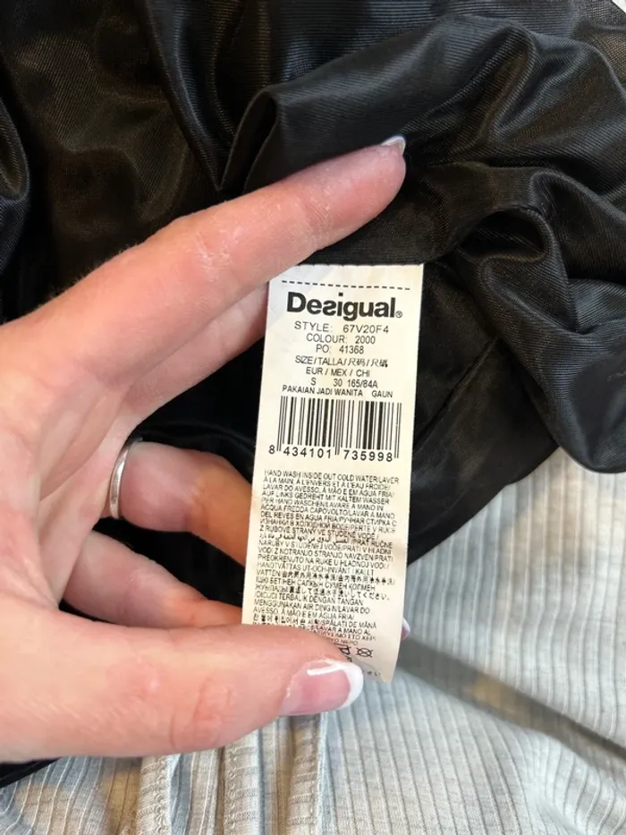 Robe femme desigual taille s - photo numéro 6