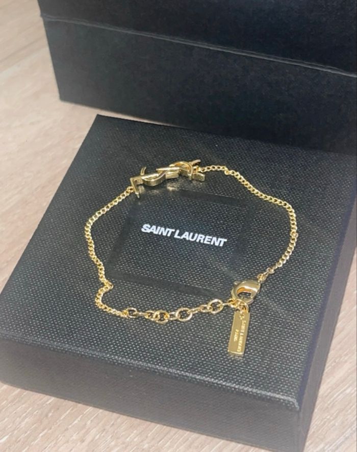 Bracelet Saint Laurent cassandre - photo numéro 2