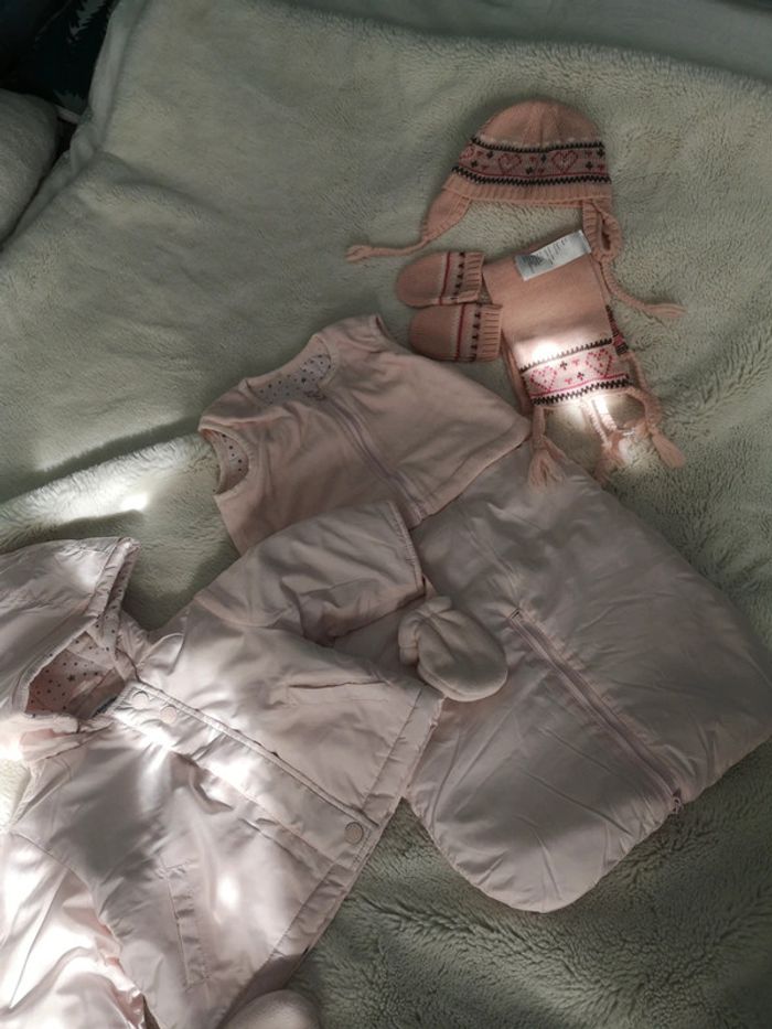 Combi pilote bébé rose poudré et bonnet gants écharpe - photo numéro 7