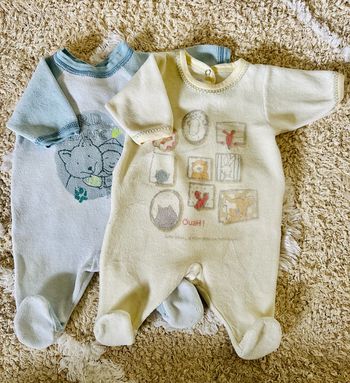 Pyjamas grenouillères velours naissance Petit Bateau