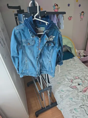 Veste en jean garçon  taille 5 ans