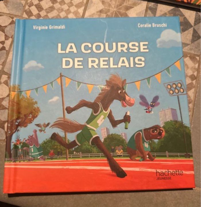 Lot de 3 livres enfants Hachette - photo numéro 2