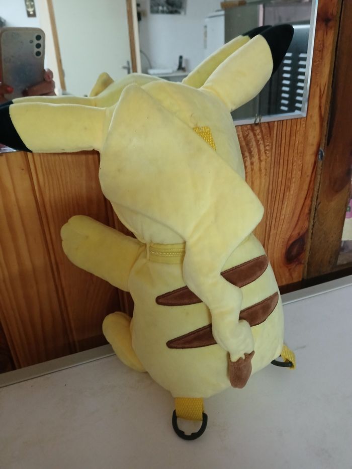 Peluches picachu - photo numéro 2