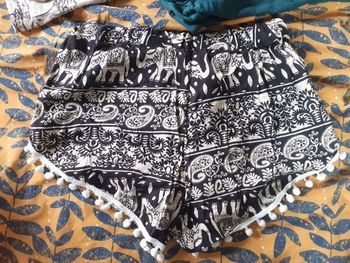 Short motif éléphant