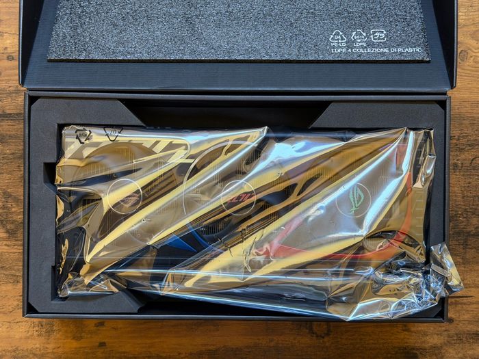 ASUS ROG Strix GeForce RTX 4090 OC 24GB GDDR6X Graphics Card - photo numéro 3