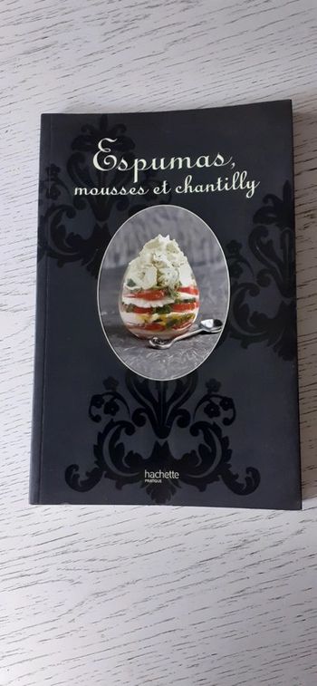 Livre Espumas mousses et chantilly