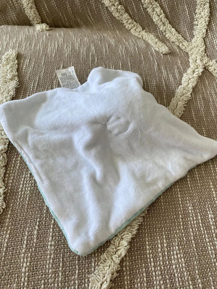 Peluche doudou plat 25cm Siplec Leclerc Ours chat panda rose noir et coeur blanc très bon état - photo numéro 3