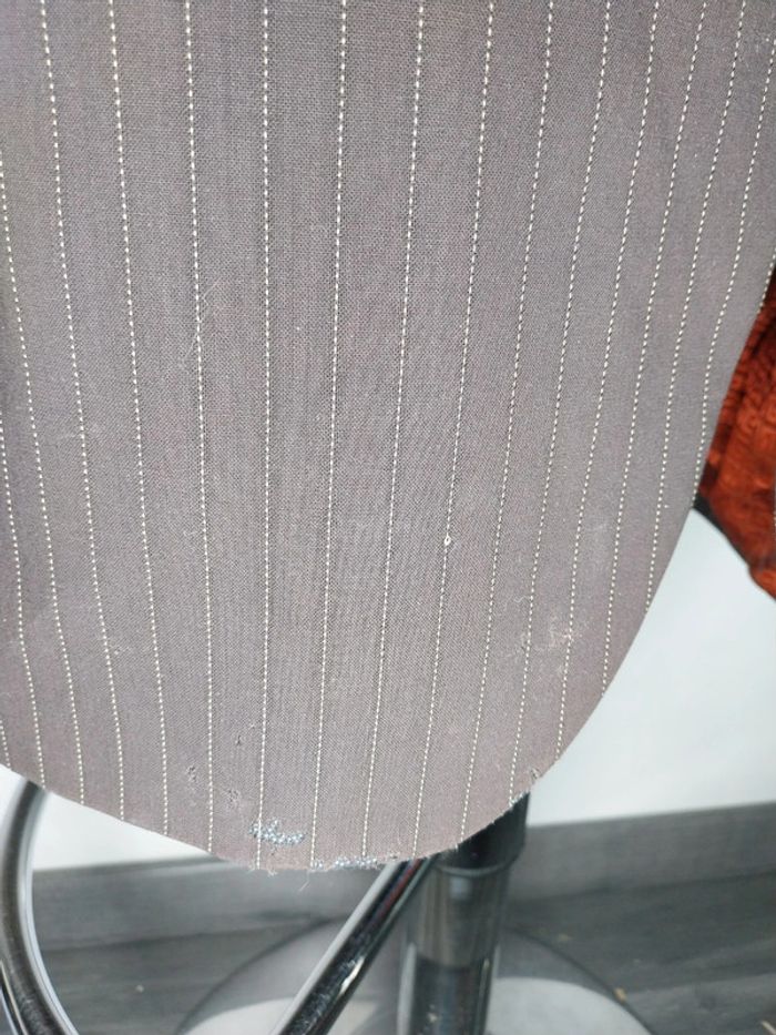 Blazer /veste classe givenchy plein de trous - photo numéro 4