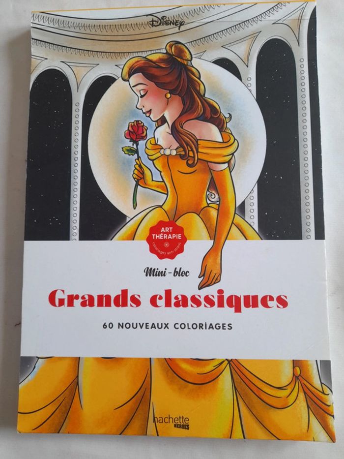 Mini bloc coloriages art thérapie hachette