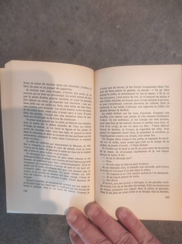 La mort est mon métier Robert Merle Folio 1996 - photo numéro 4