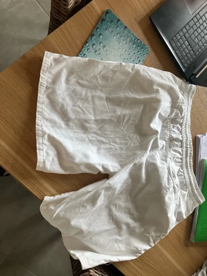 Short blanc - photo numéro 3