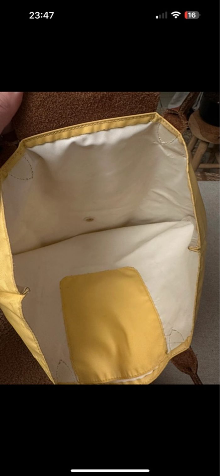 Sac Longchamp jaune - photo numéro 4