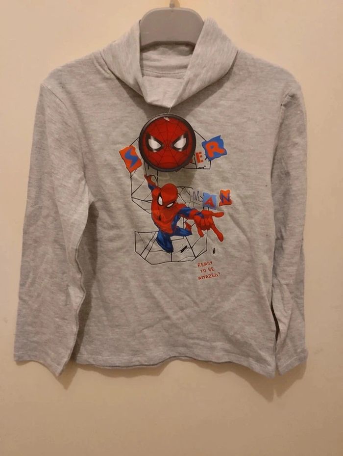 Sous-pull Spiderman