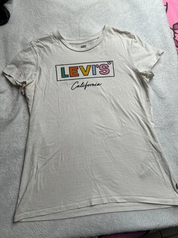 T-shirt Levis