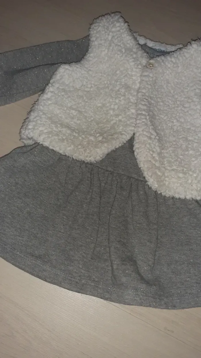 Robe et gilet sans manche - photo numéro 9