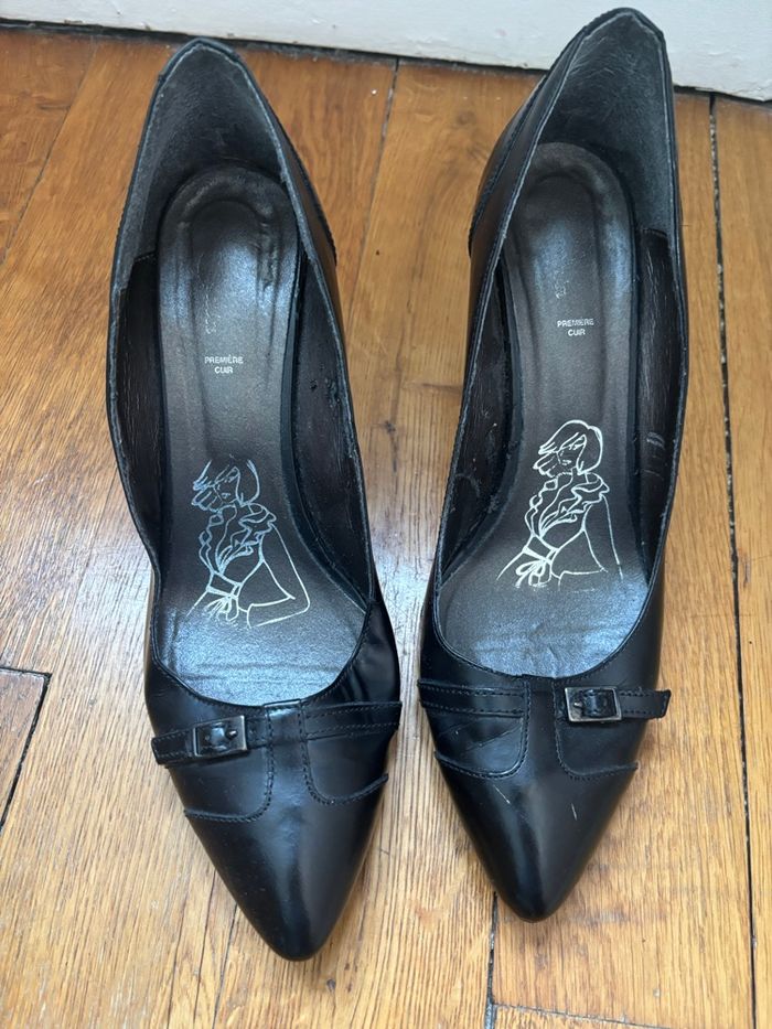 Escarpins noirs bata taille 41