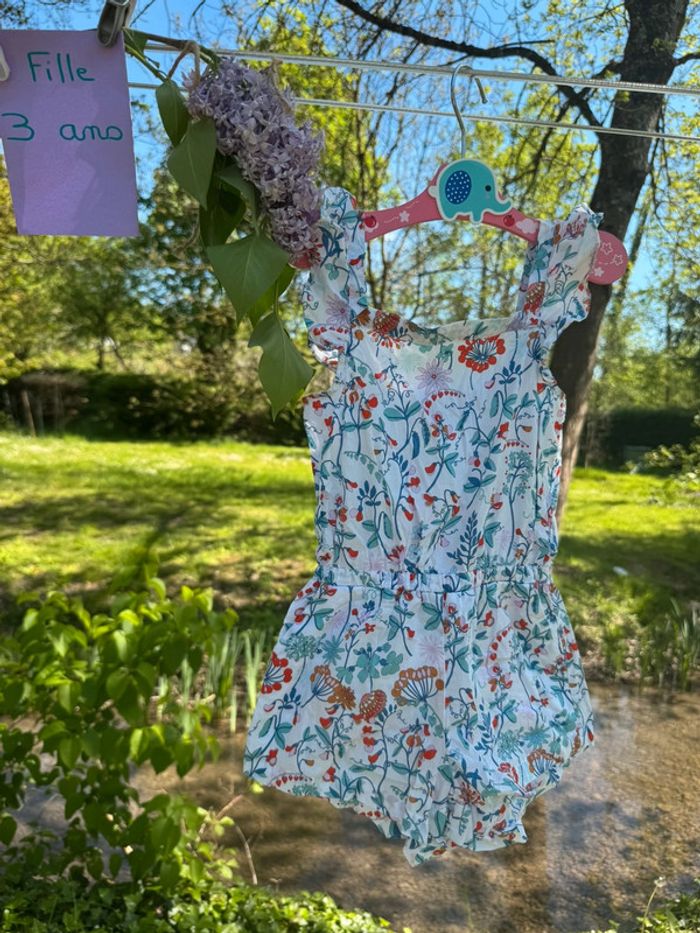 Magnifique combishort jacadi fille 3 ans Liberty neuve sans étiquette - photo numéro 2